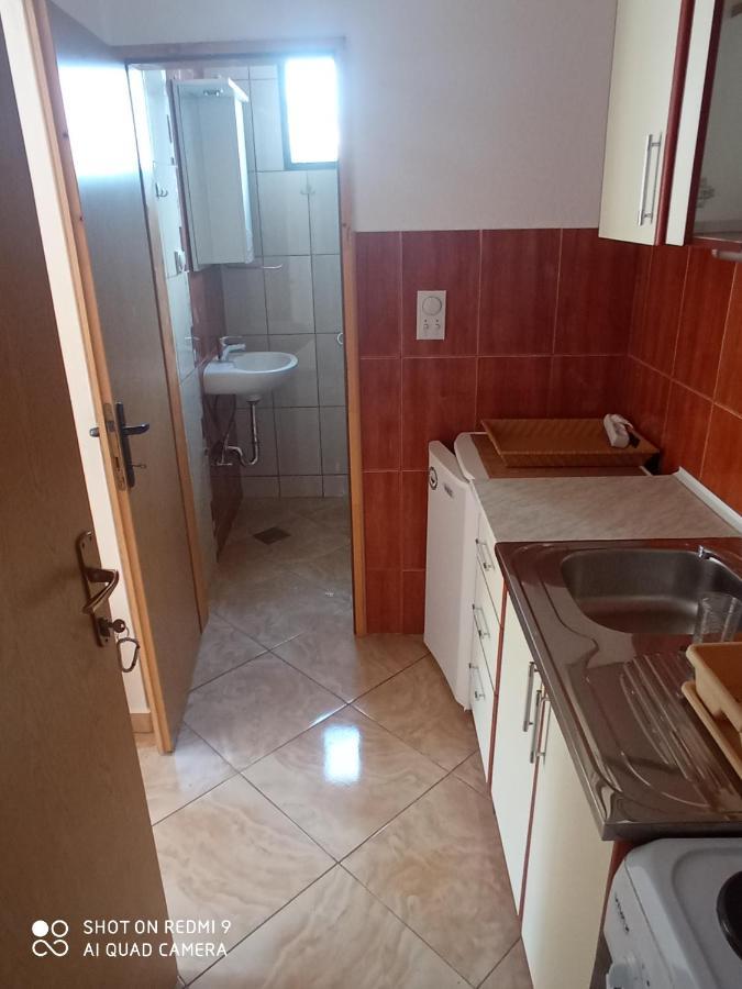 Apartments Petrovic Tivat Buitenkant foto