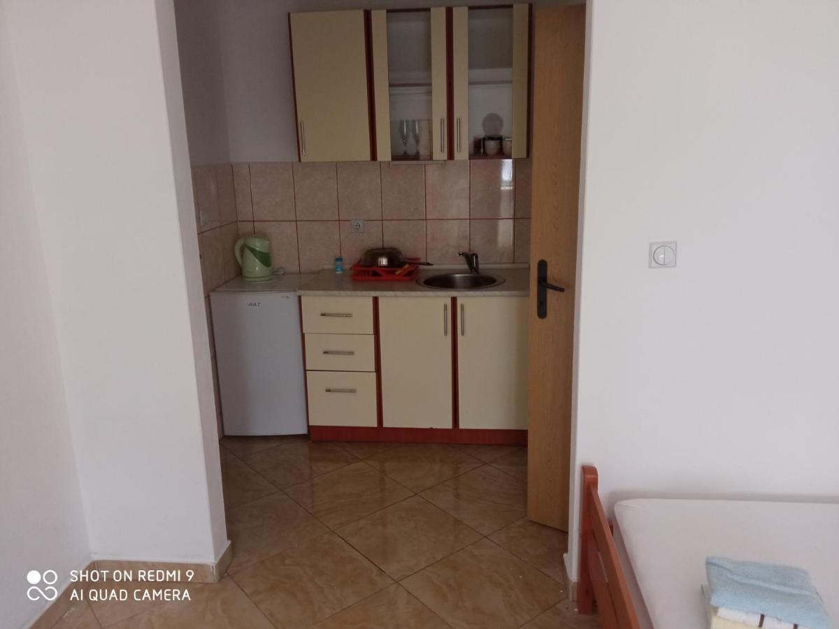 Apartments Petrovic Tivat Buitenkant foto