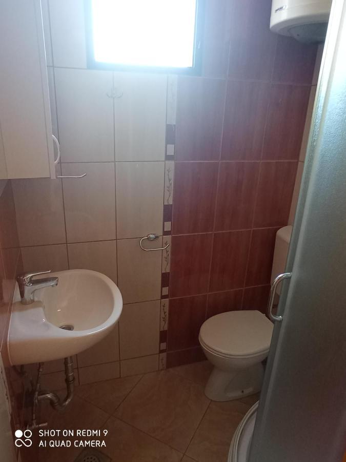 Apartments Petrovic Tivat Buitenkant foto