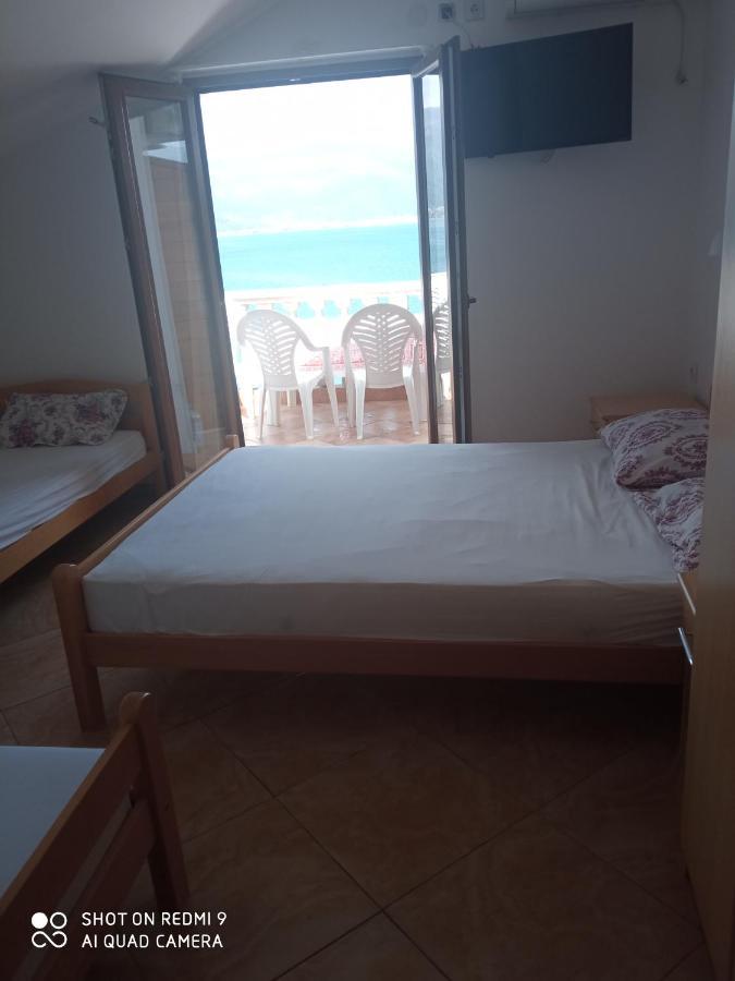 Apartments Petrovic Tivat Buitenkant foto