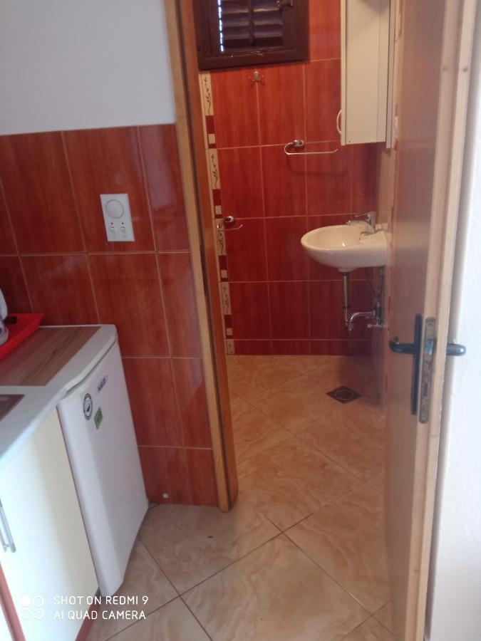 Apartments Petrovic Tivat Buitenkant foto